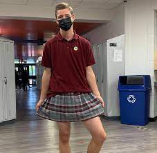 I once wore a skirt because my school doesn’t allow shorts - CopypastaText